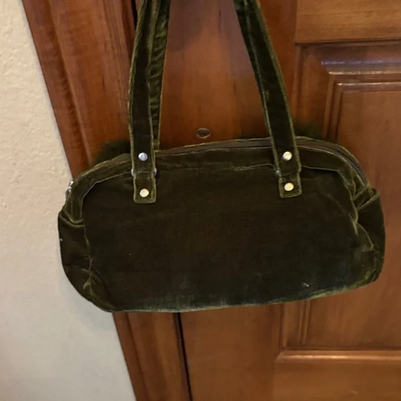 Francesca's Collections Olive Green Velvet & Floral Shoulder Bag - Picture 3 of 5